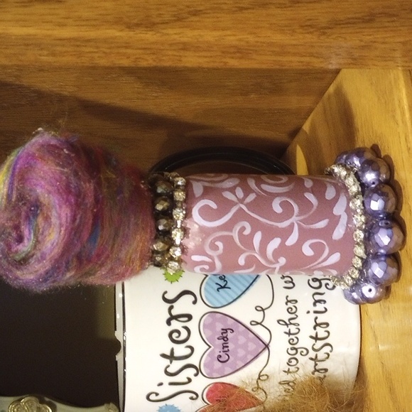 Peg Sisters - Picture 5 of 5